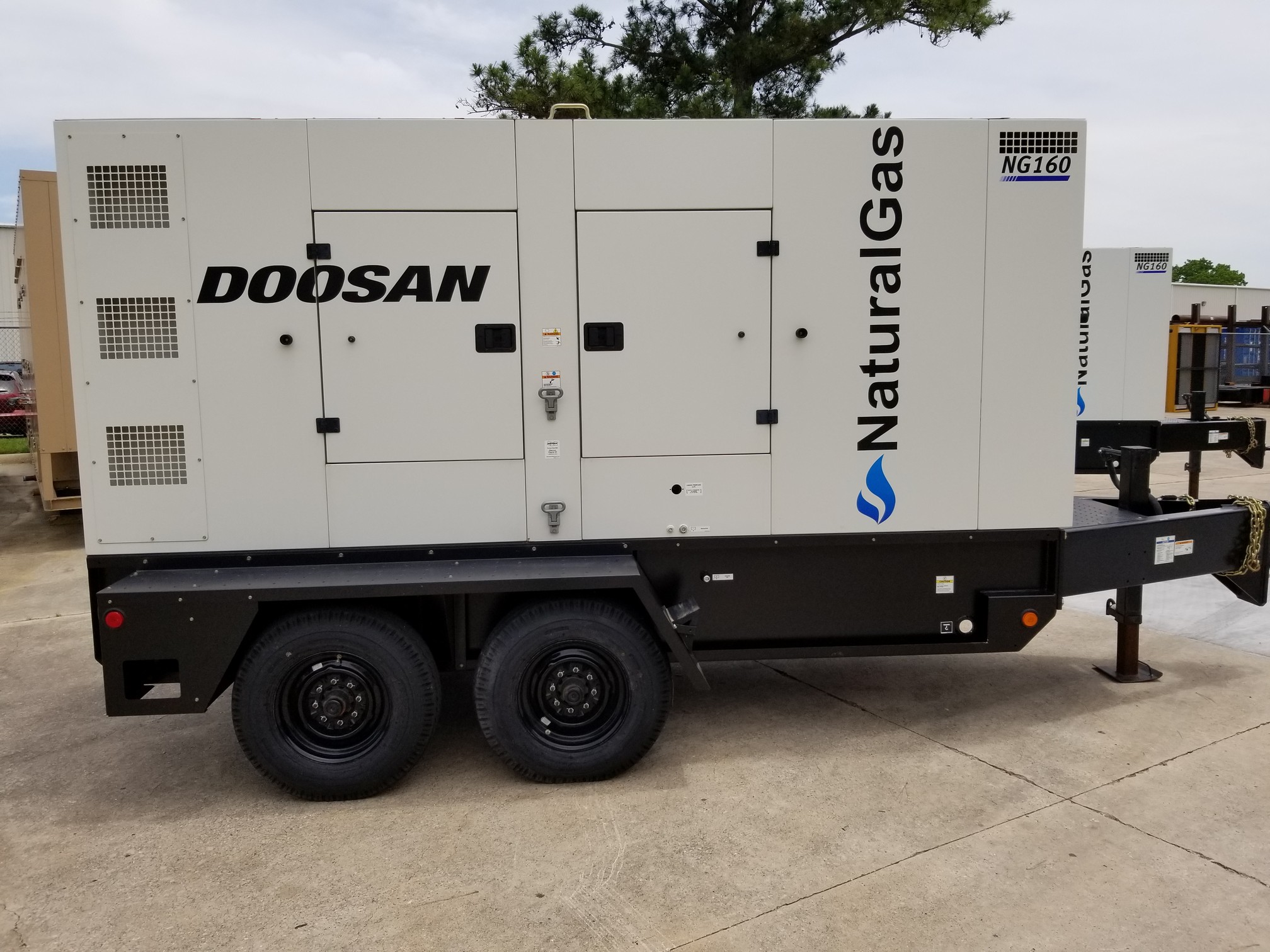 Doosan-NG160-Generator-1-2 Doosan-NG160-Generator-1-2
