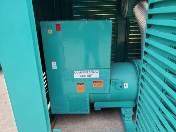 Cummins kW Generator x