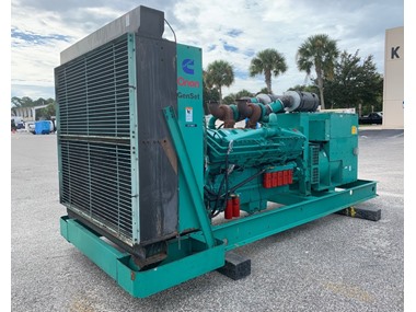 bg_ZZ33138691392-4 KTA50 Generator