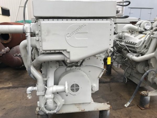 Cummins KTA M Marine Propulsion Engine x