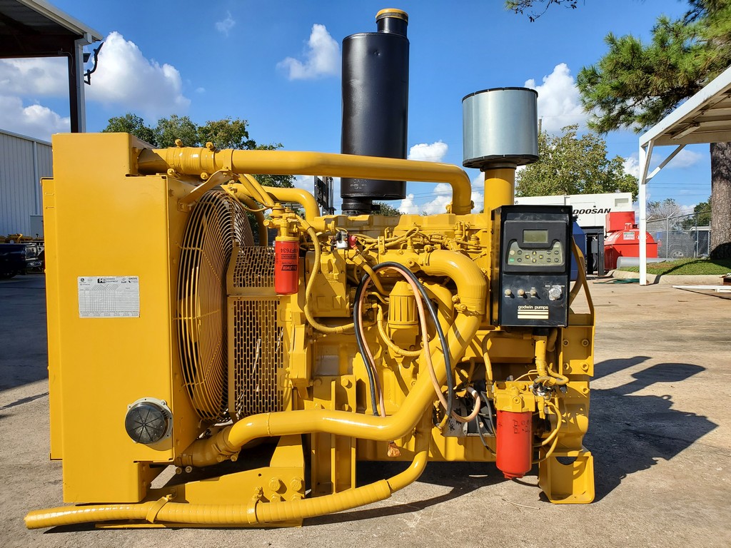 CAT C9 Engine (1) CAT C9 Engine (1)
