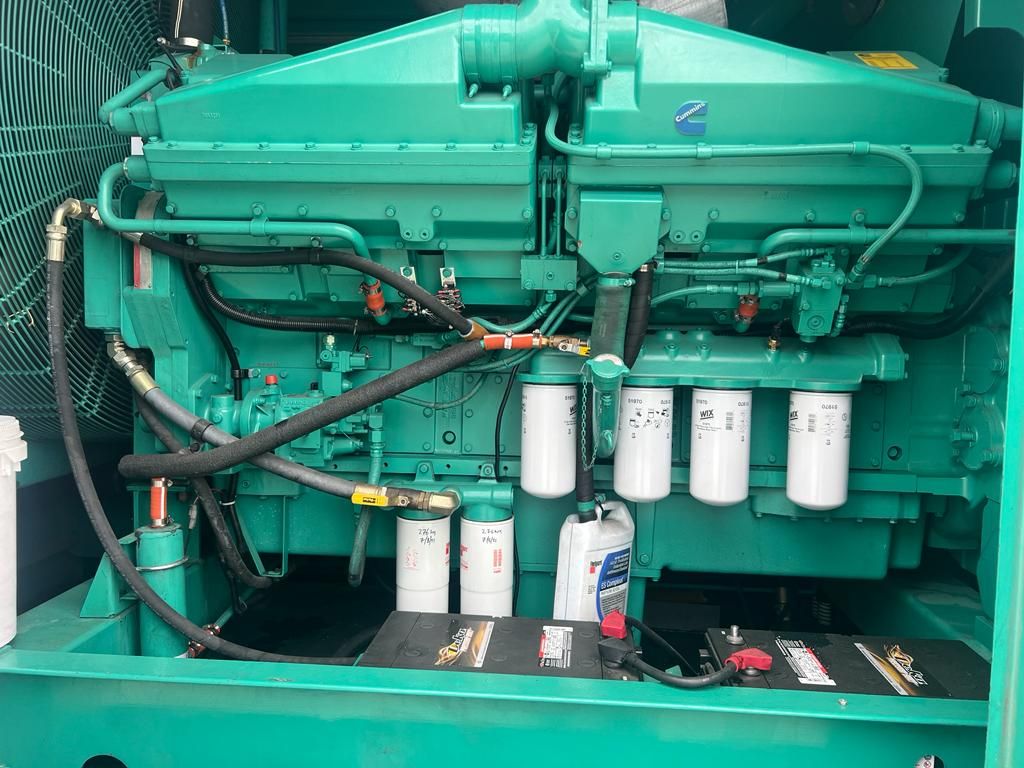 Cummins KTA kW Generator Set