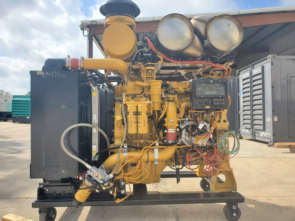 Cat C13 Tier 4 Engine (4) Cat C13 Tier 4 Engine (4)