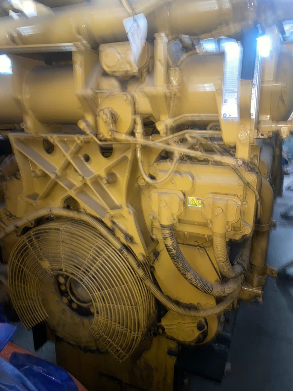 CAT B HD Marine Engine