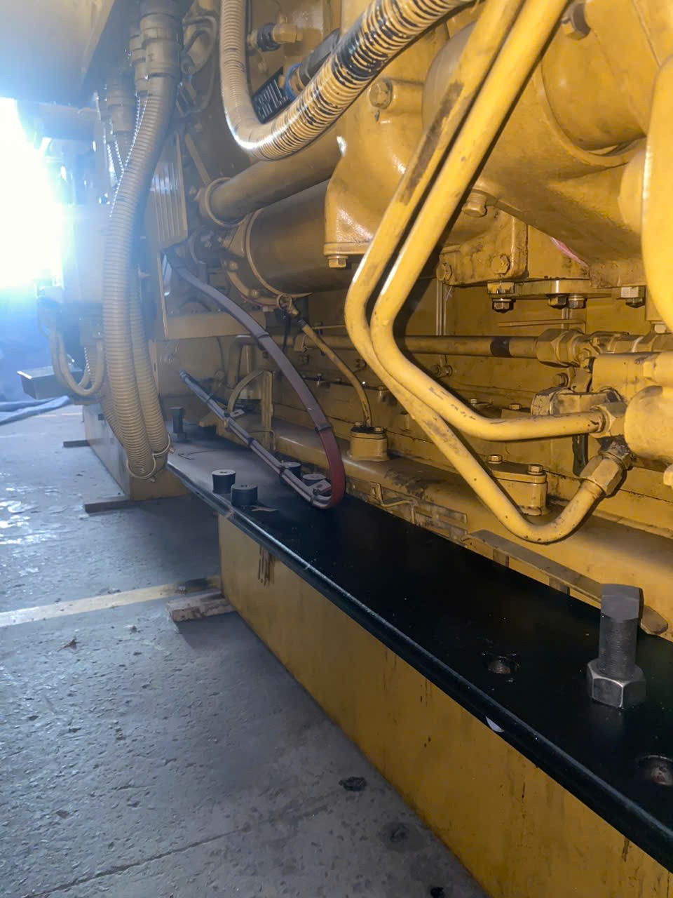 CAT B HD Marine Engine